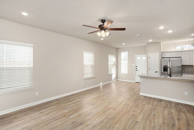Building Photo - Brand New 3/2.5 Townhome