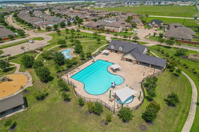 Building Photo - 3027 Upland Spring Trace