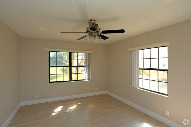 Interior Photo - Delray Place Apartments