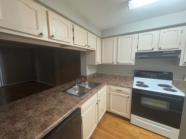 Building Photo - 813 Calypso Way