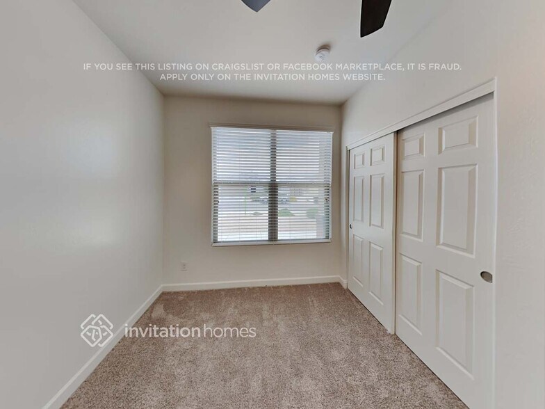 Building Photo - 682 W Belmont Red Trail