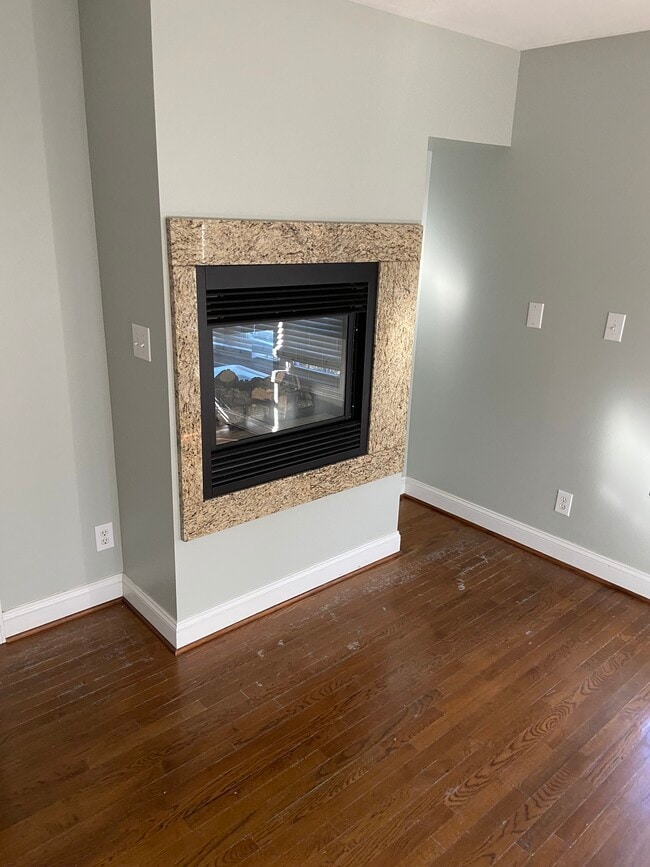 Building Photo - 100 Beacon Hill Pl