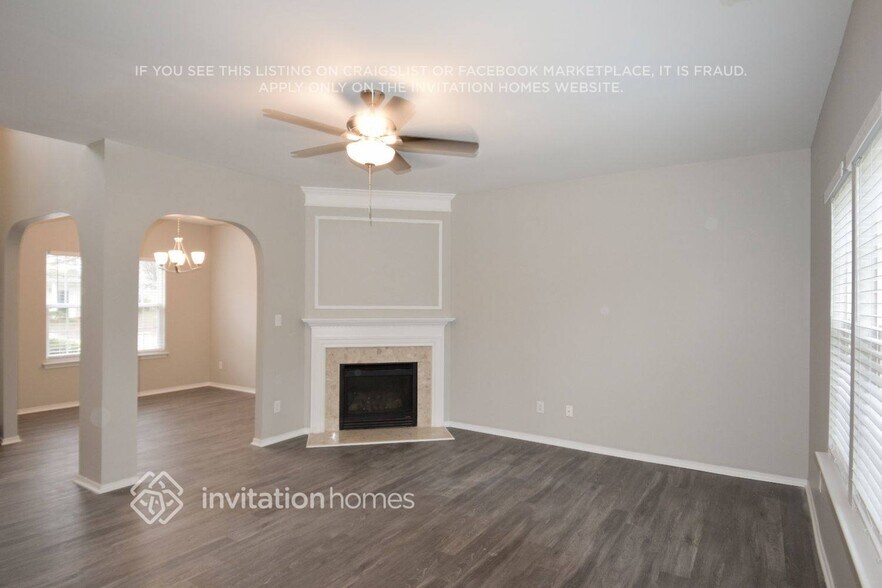 Building Photo - 5431 Seaspray Ln