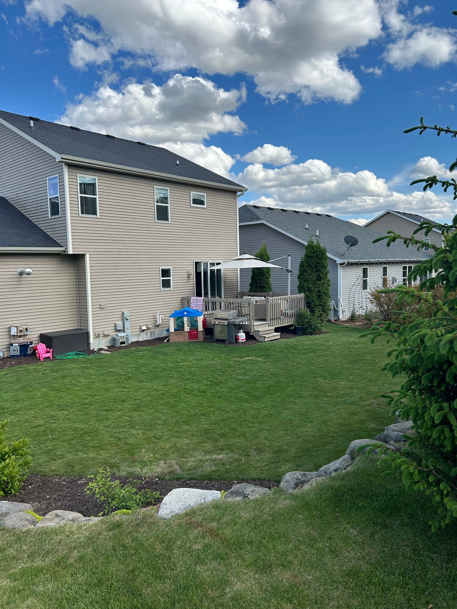Building Photo - 5370 Little Bluestem Dr