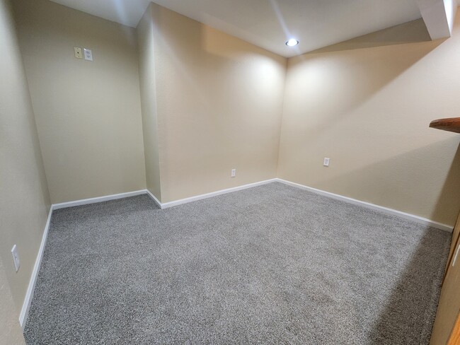 Building Photo - 1197 W 133rd Way