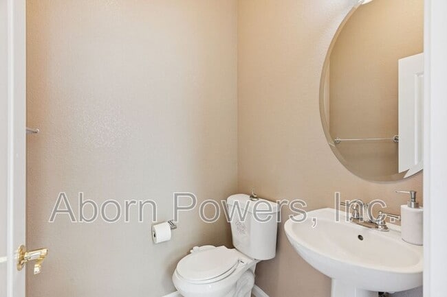 Building Photo - 1126 Halidon Way