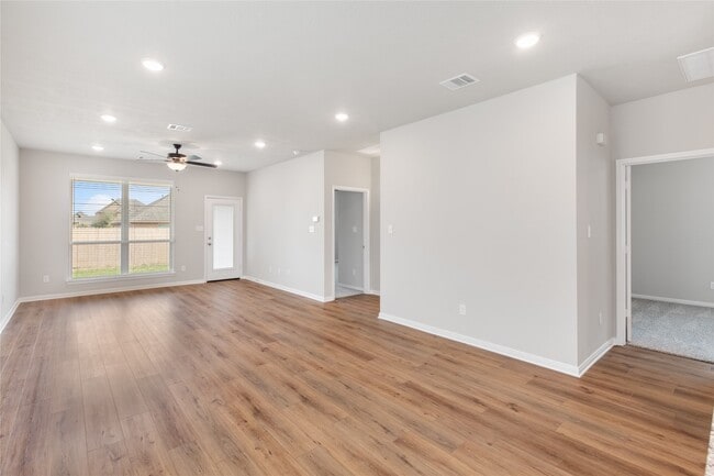 Building Photo - 15195 Still Water Mdw Lp