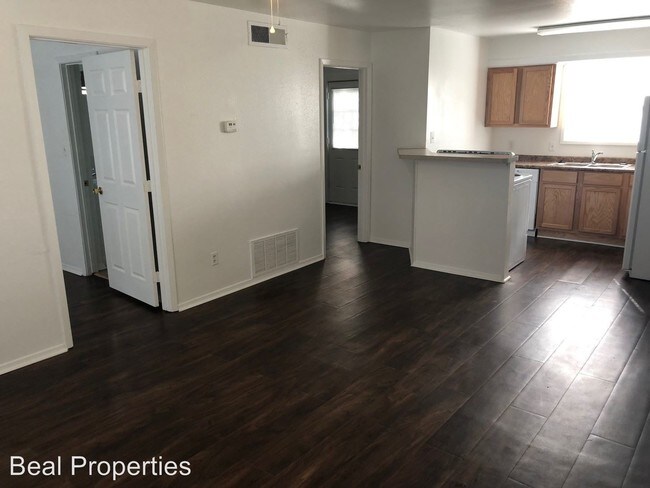 Building Photo - 2 br, 1 bath House - 1520 Broadmoor B