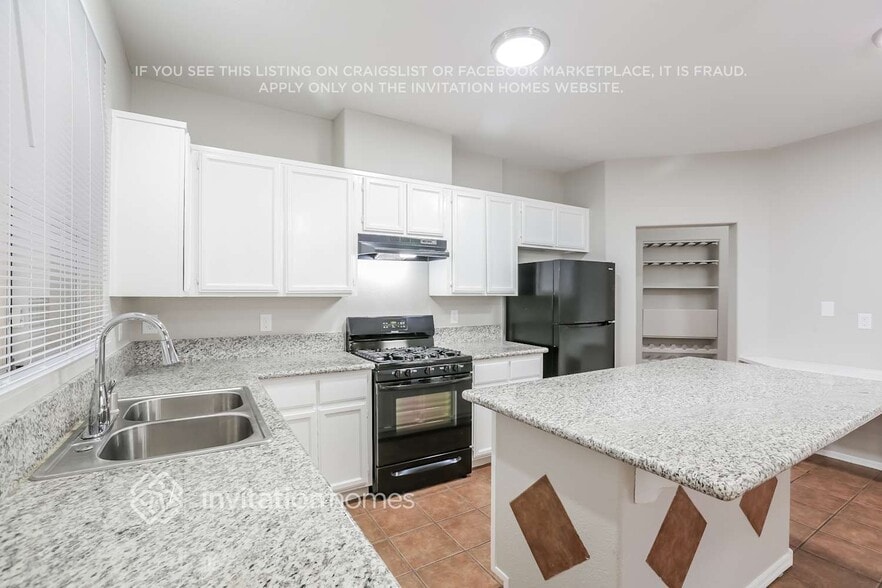 Building Photo - 7609 Foolish Pleasure Dr