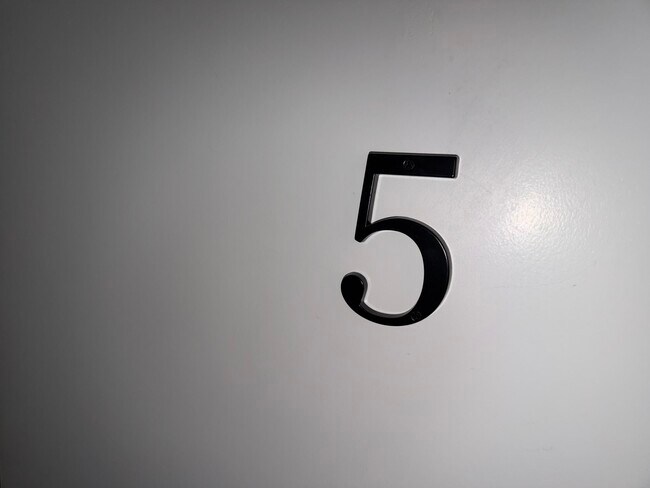 Building Photo - 3350 NE Indian River Dr