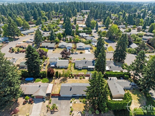 Building Photo - 4213 NE 139th Ave