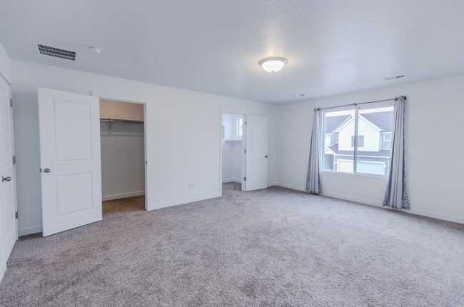 Primary Photo - 3569 Grassland Dr