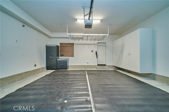 Building Photo - 35879 Landon Ln