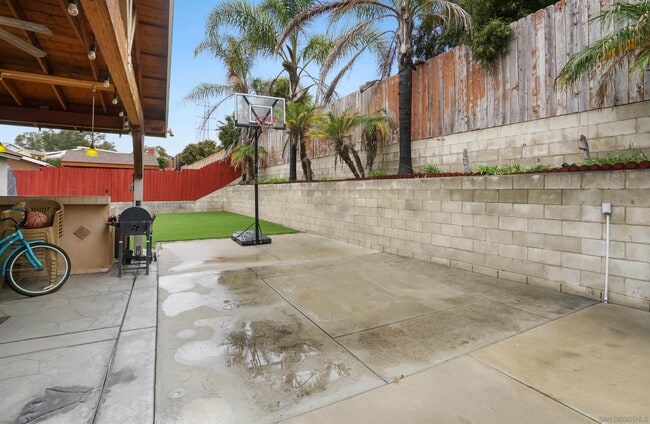Building Photo - 1286 Waxwing Ln