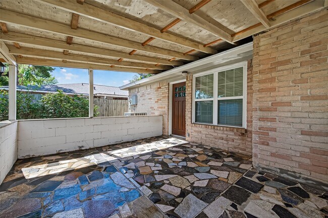 Building Photo - 7414 Breccia Dr