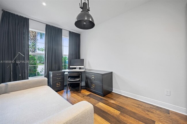 Building Photo - 1465 Bursera Ter