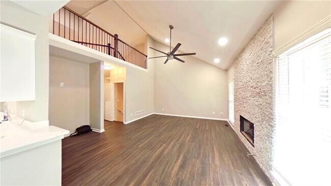 Building Photo - 11355 Vedrines Dr