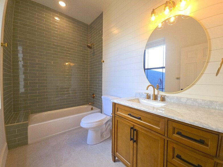 Building Photo - 1207 Lee St