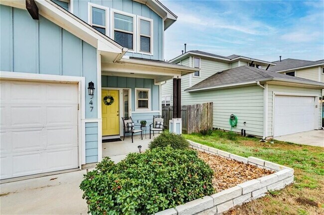 Building Photo - Four Bedroom Home Available for June Move-In!