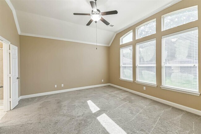 Building Photo - 13911 Desert Trace Ct