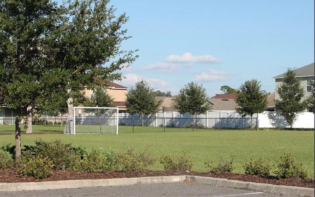 Building Photo - 8305 Deerland Bluff Ln