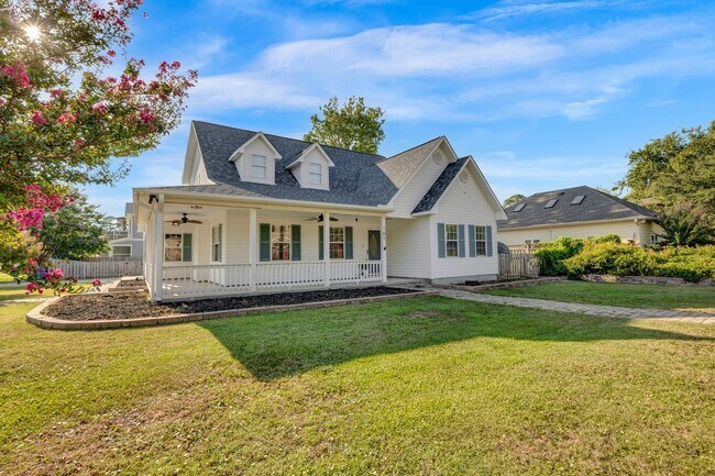 Building Photo - 101 N 6th St