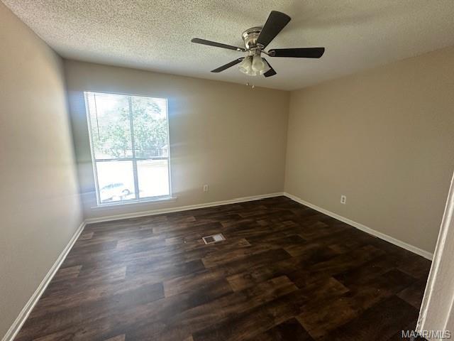 Building Photo - 48 Glenwood Ct