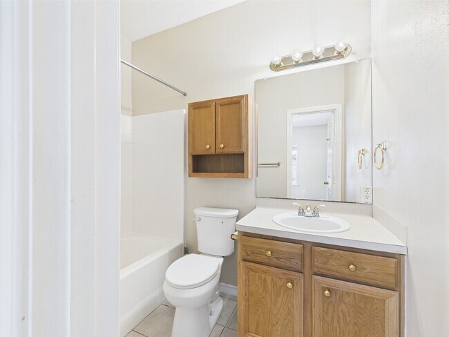 Building Photo - 612 Townplace Dr