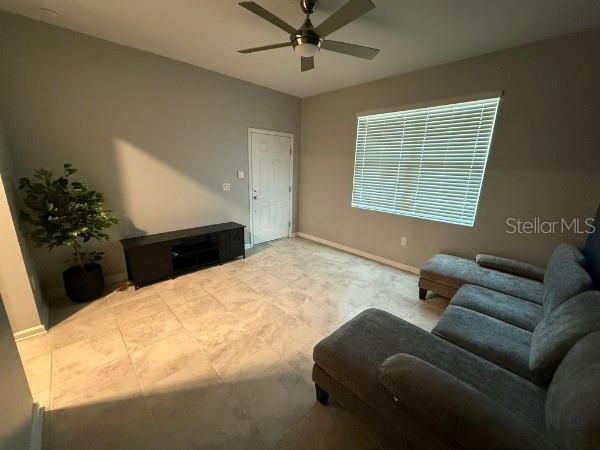 Building Photo - 1125 Saguaro St