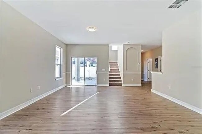 Building Photo - Welcome to this beautiful 3-bedroom, 2.5-bath home in the highly desirable Harmony community