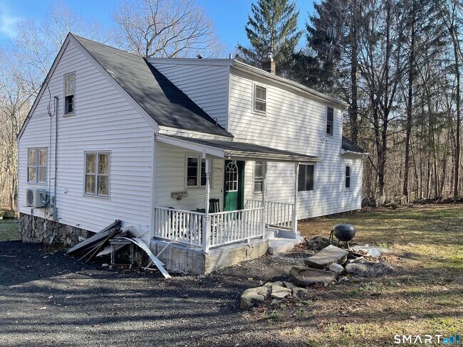 Building Photo - 37 Long Meadow Rd