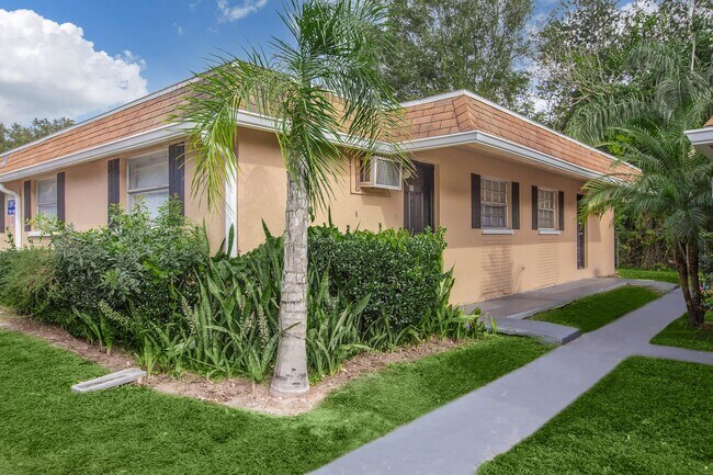 Building Photo - Uptown 68