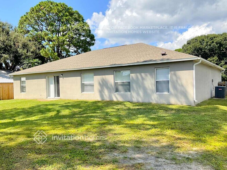 Building Photo - 5755 Fairbridge St