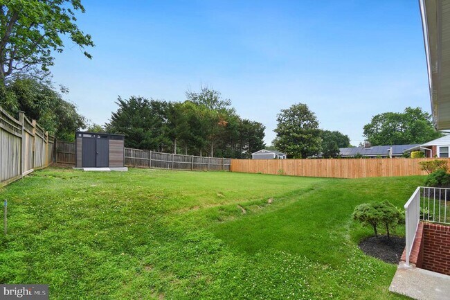 Building Photo - 10228 Farnham Dr