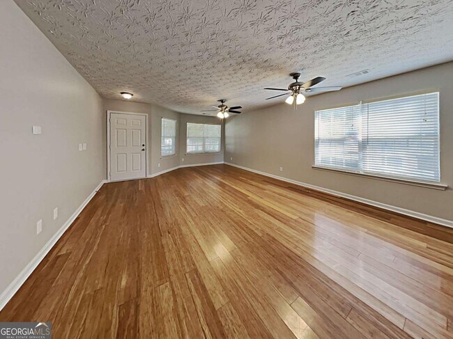 Building Photo - 227 Weatherstone Dr