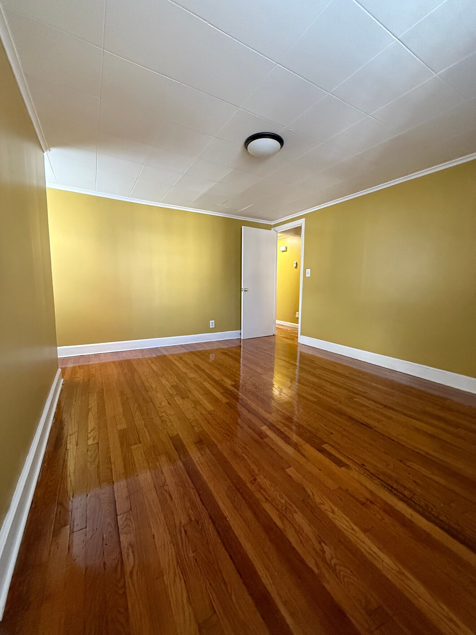 Building Photo - 214 Columbia St