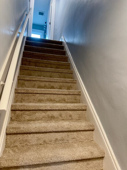 Stairs to 3rd Floor - Owners Suite - 2407 Woodmere Dr