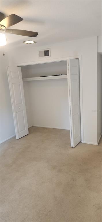 Building Photo - 222 Crown Oaks Way