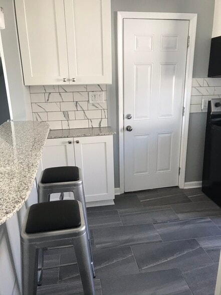 Building Photo - 84 Duluth Ave