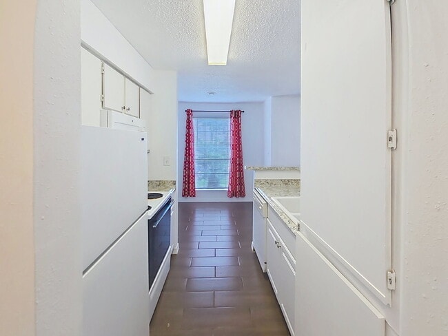 Building Photo - 8617 Fancy Finch Dr