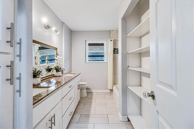 Building Photo - 434 Cape Lookout Dr