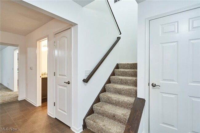 Building Photo - 1747 Blase Nemeth Rd