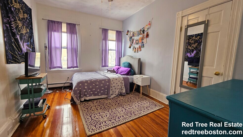 Primary Photo - 22 Belmont St