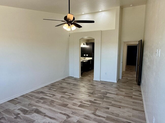 Building Photo - 3877 Santa Rosalina LN