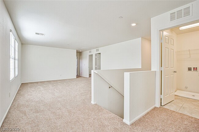 Building Photo - 166 Fulgora St