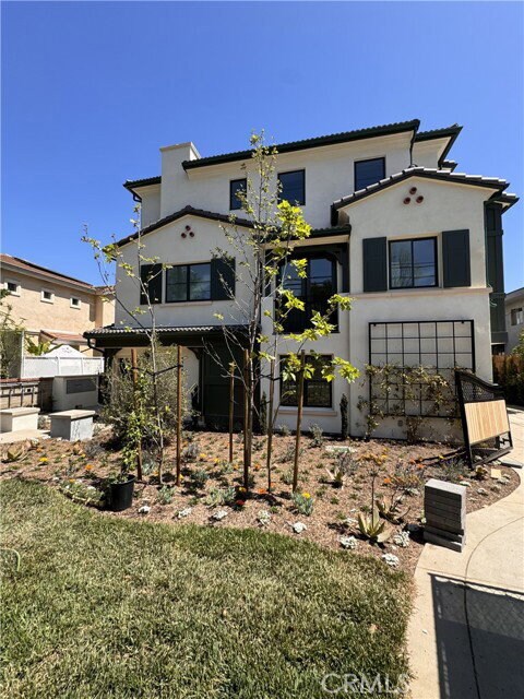 Building Photo - 1022 La Cadena Ave