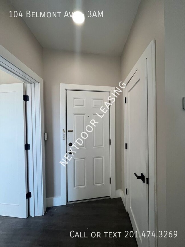 Building Photo - 104 Belmont Ave