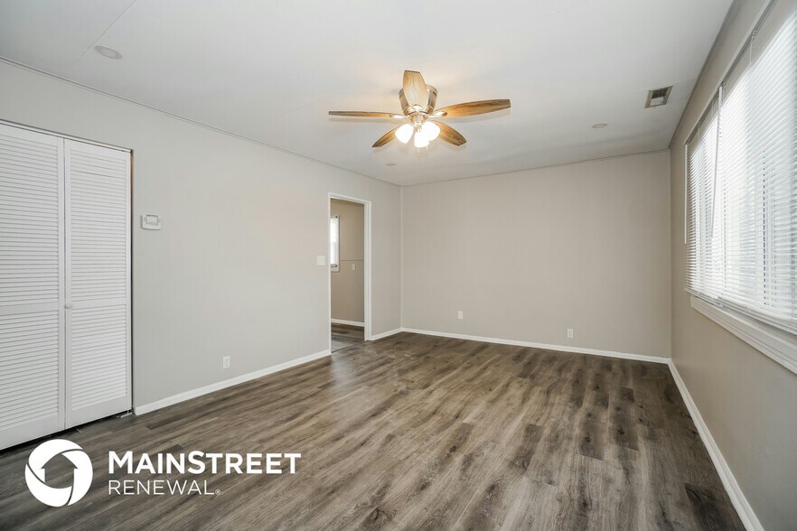 Building Photo - 4517 San Jose Ln