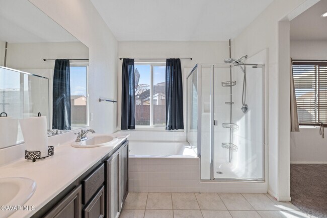 Building Photo - 3124 Via Bella Rosa Ave