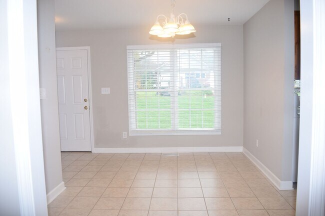 Building Photo - Hollar Duplex Conover